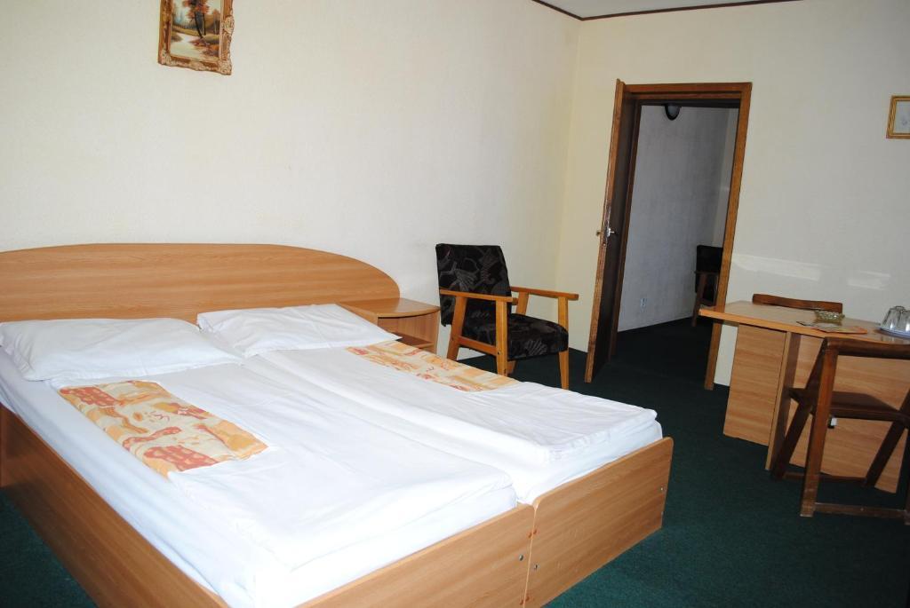 Hotel West Scheia Стая снимка