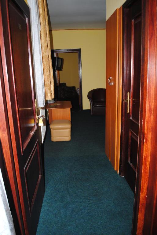 Hotel West Scheia Стая снимка