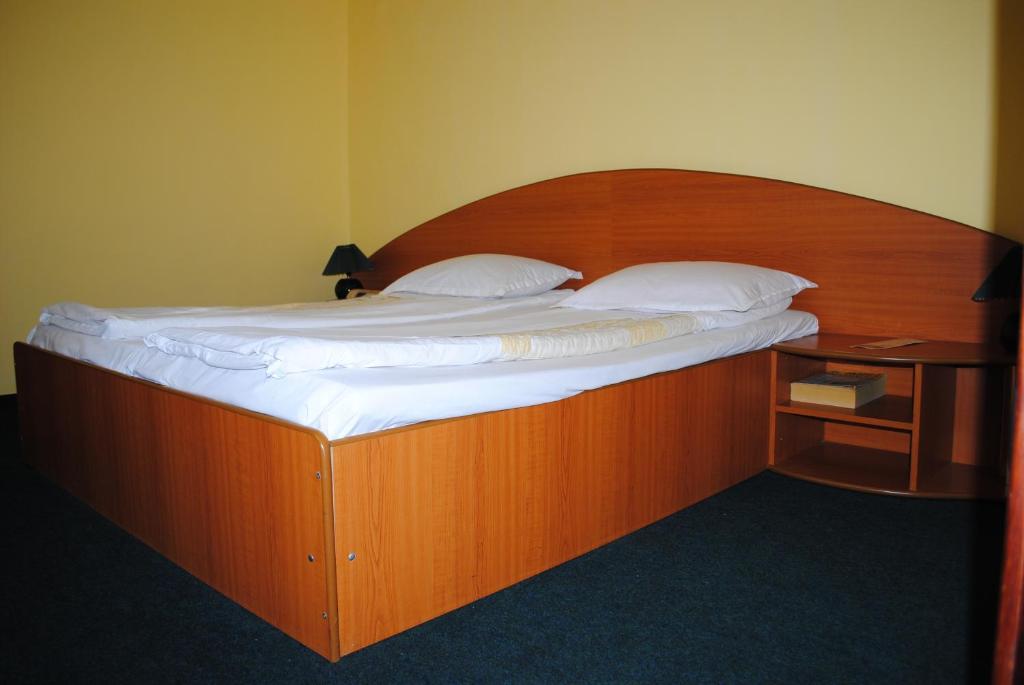 Hotel West Scheia Стая снимка