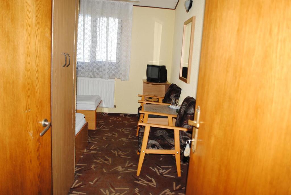 Hotel West Scheia Стая снимка