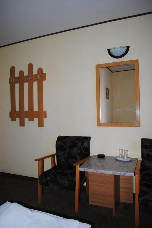Hotel West Scheia Стая снимка